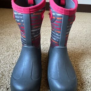 Bogs Kids' Snow Boots size 13